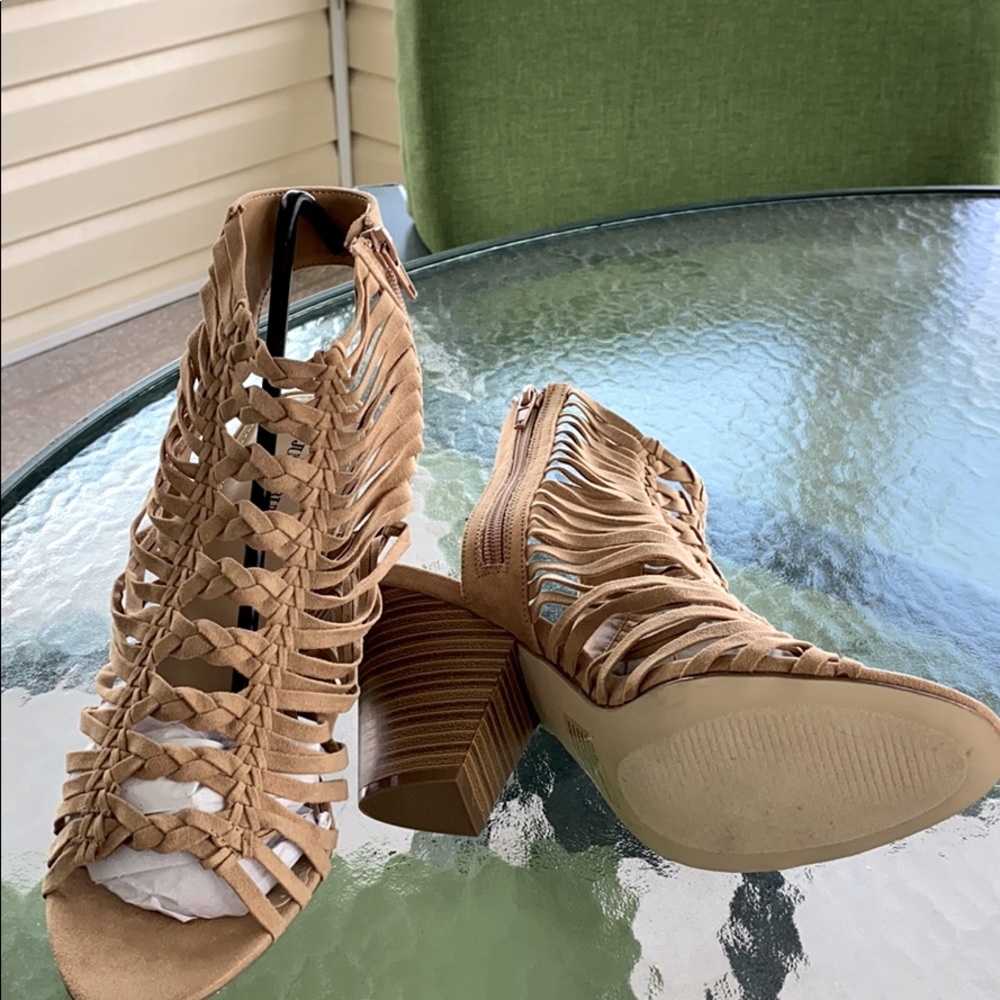 JustFub shoes